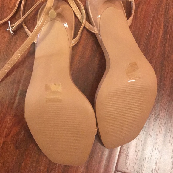 ASOS Tan Strappy Dress Sandals - Size 8 - Picture 10 of 11